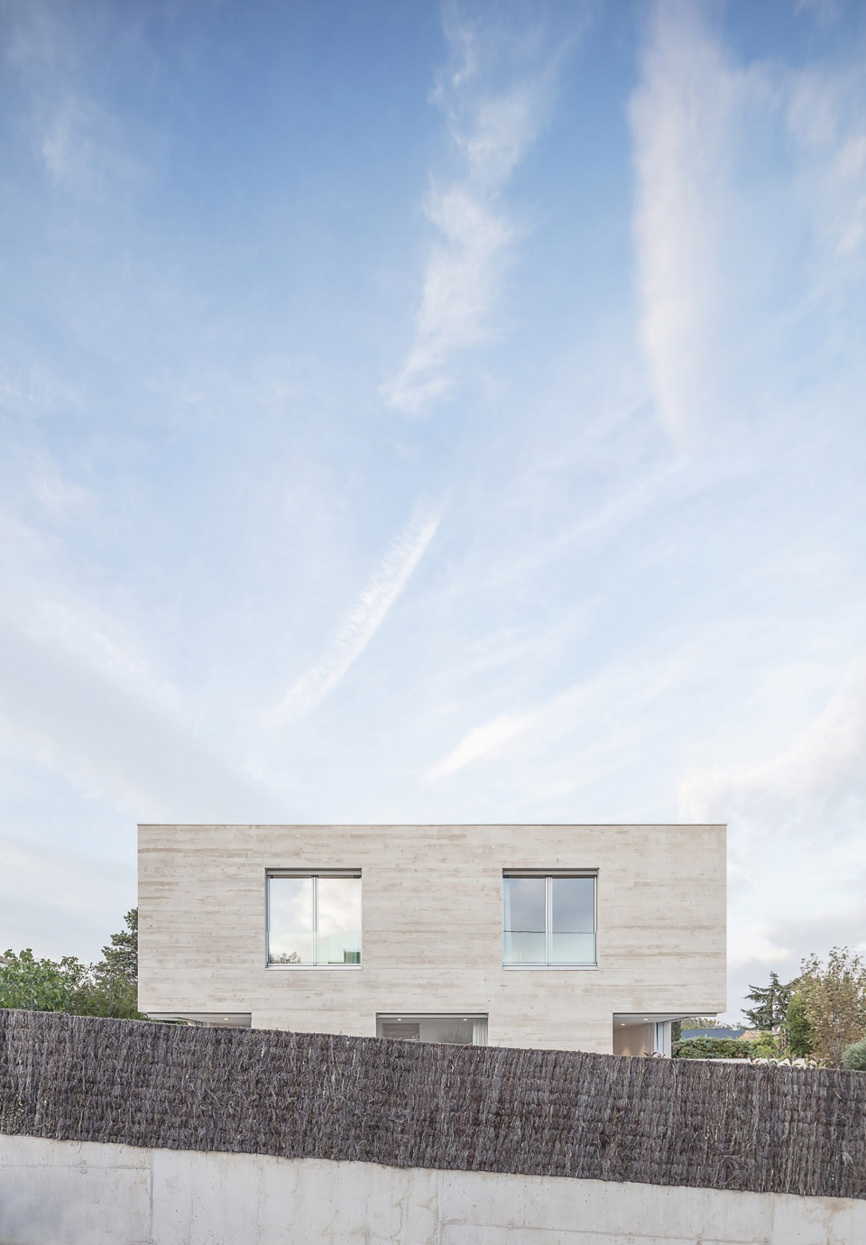 domus damero by jesus donaire garcia de mora
