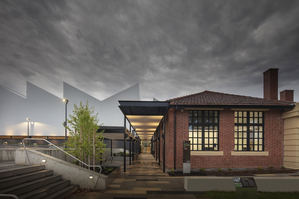 the nunawading hub community centre by fjcstudio