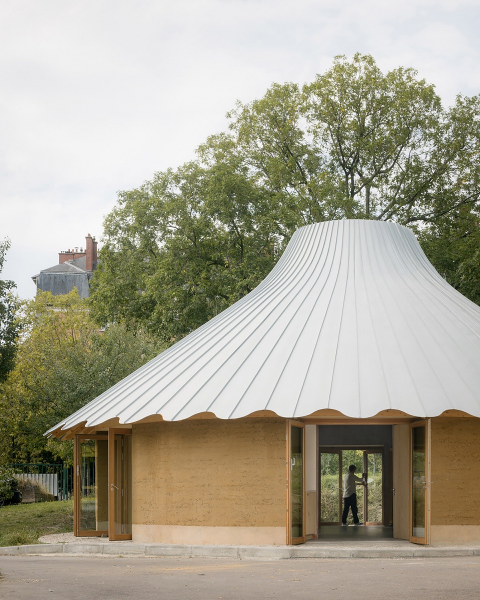 le vau pavilion by latelier senzu