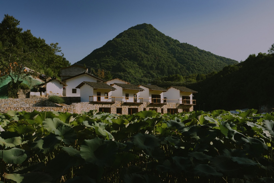 ningshan luzhai cottages by kooo architects