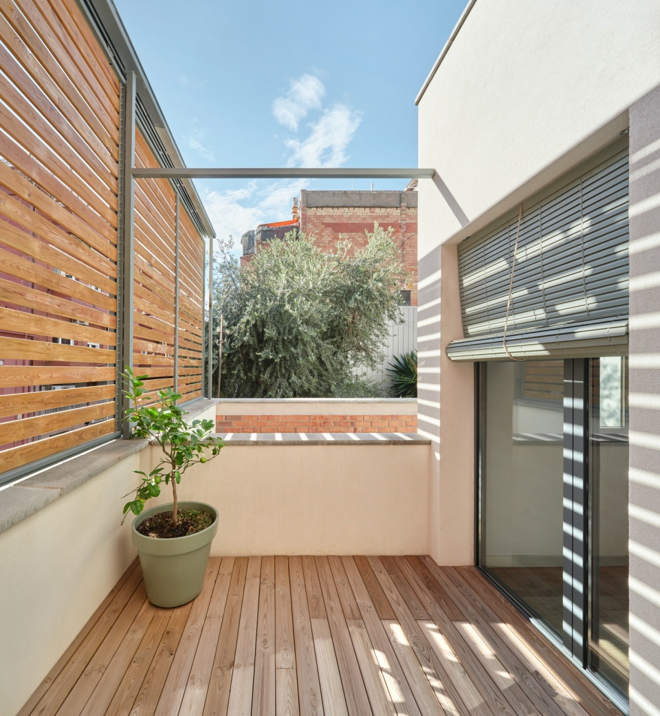 109LAY Vallribera Arquitectes