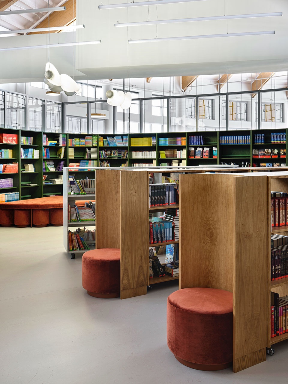 SKOLKOVO International Gymnasium Library FORM Bureau