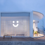 Dotcom Coffee青岛海边店 / Atelier LOONG