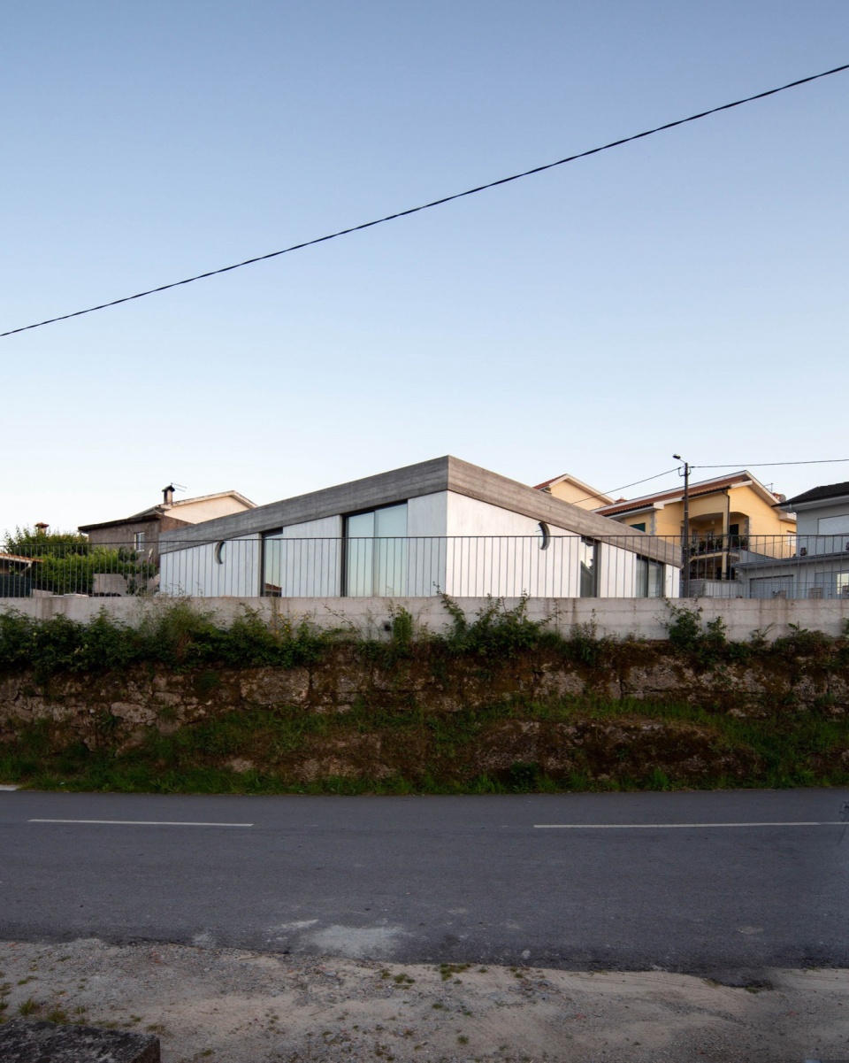 house for three generations fala