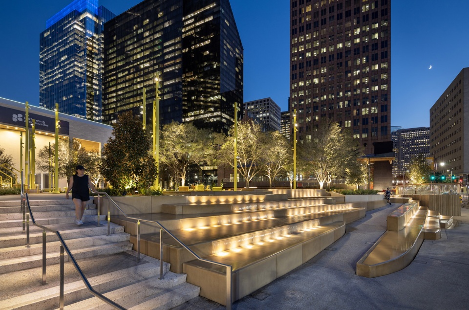lynn wyatt square for the performing arts by rios