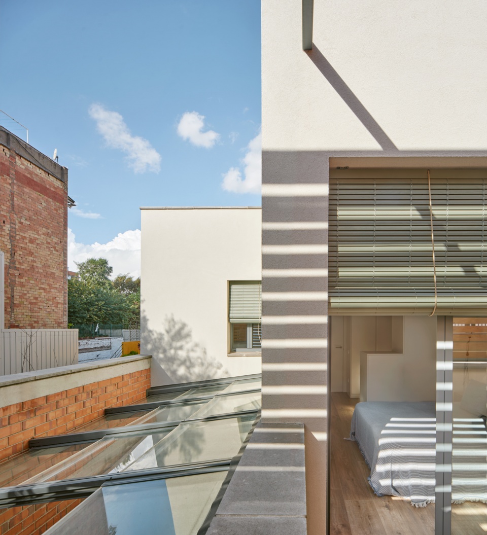 109LAY Vallribera Arquitectes