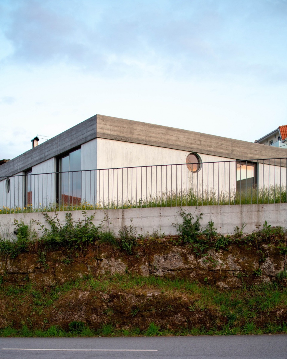 house for three generations fala