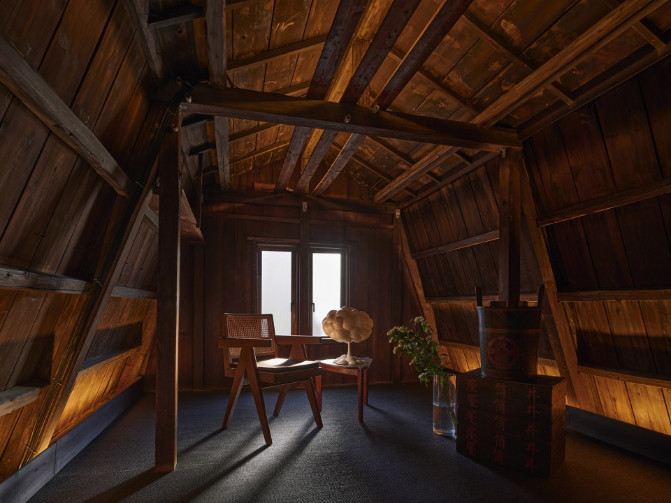 izutsuya gallery by the design labo