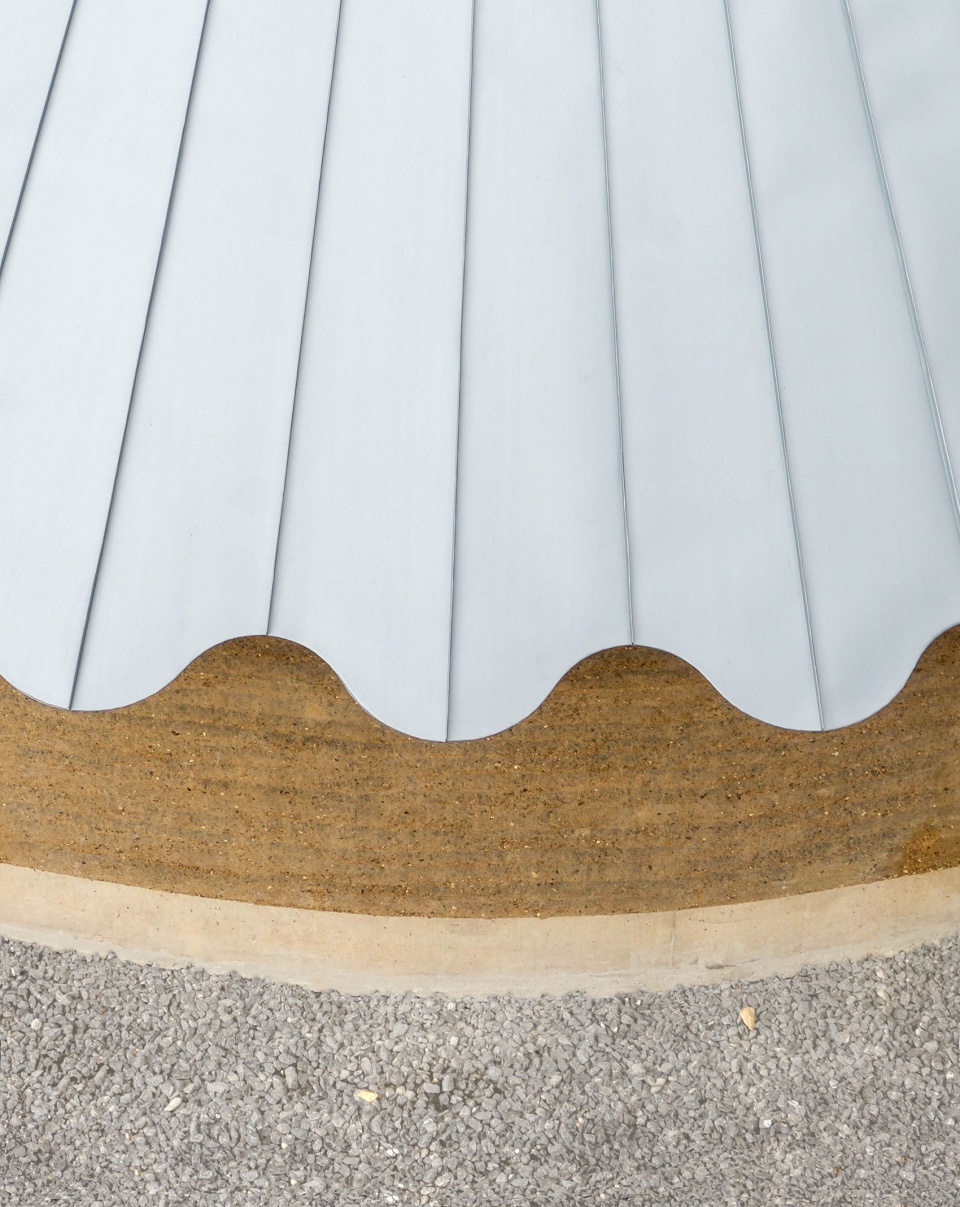 le vau pavilion by latelier senzu