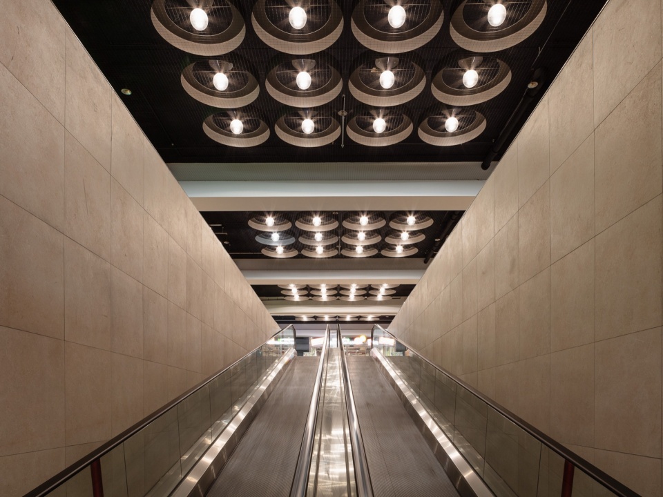 perlach plaza by alleswirdgut