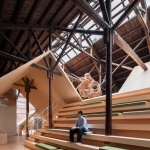 ”Warehouse within a Warehouse” Exhibition Center and Media by Ray&Emilio studio