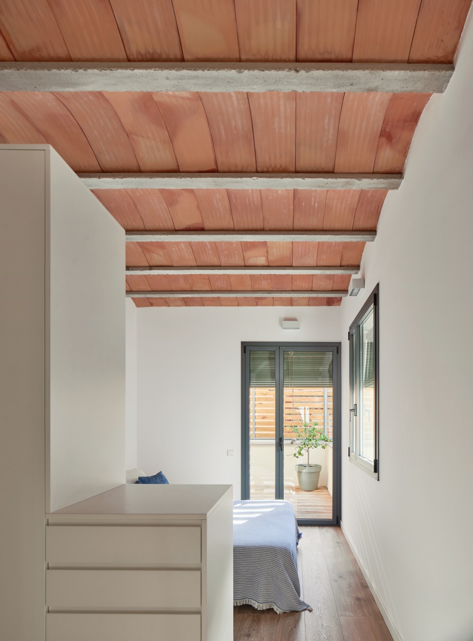 109LAY Vallribera Arquitectes