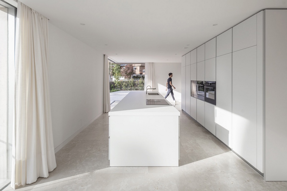 domus damero by jesus donaire garcia de mora