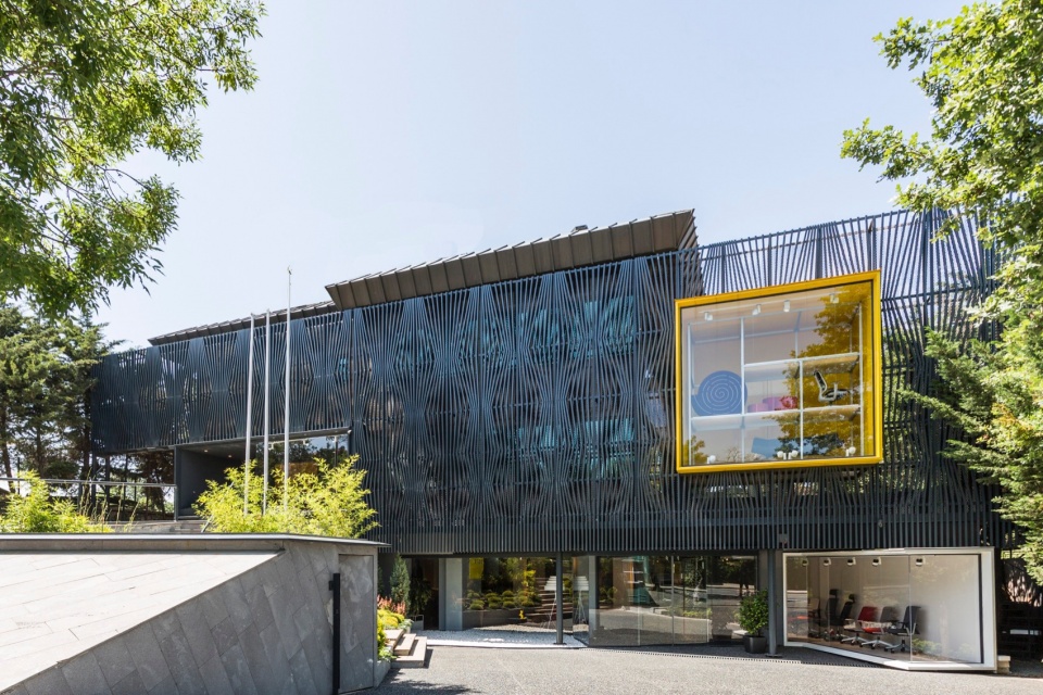 ersa ideas house and showroom by open urban practice