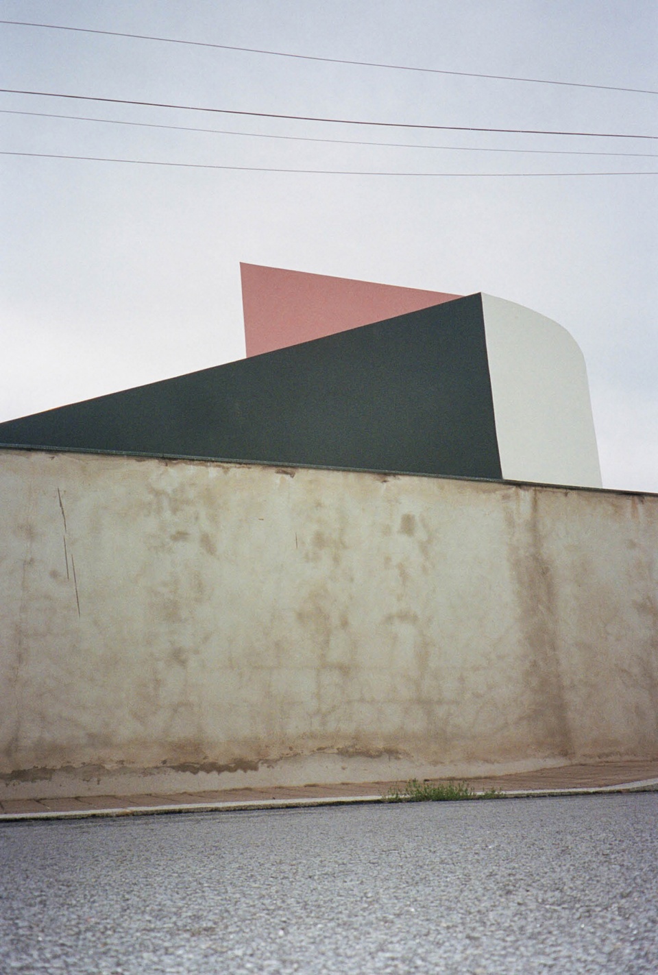 house within three gestures by fala atelier