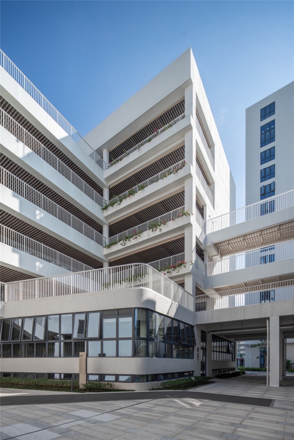 shenzhen nanshan wenli experimental school group wenli no 2 primary school formerly xili no 2 primary school by cmad architects
