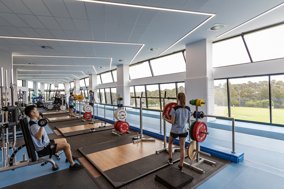 deakin university specialised indoor exercise and sport science teaching building by ds architects