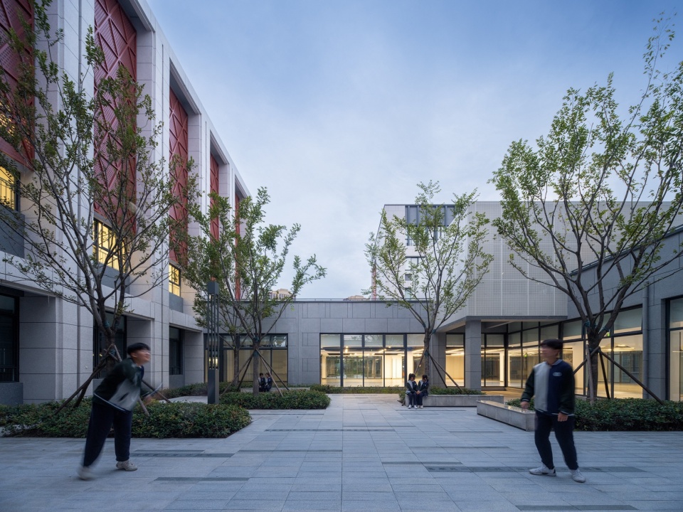 河南安阳振中学校 山东建筑大学建筑城规学院象外营造工作室