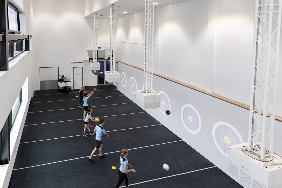 deakin university specialised indoor exercise and sport science teaching building by ds architects