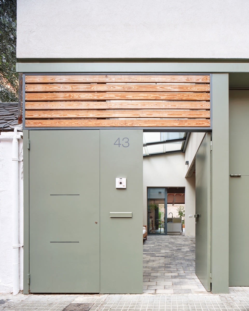 109LAY Vallribera Arquitectes