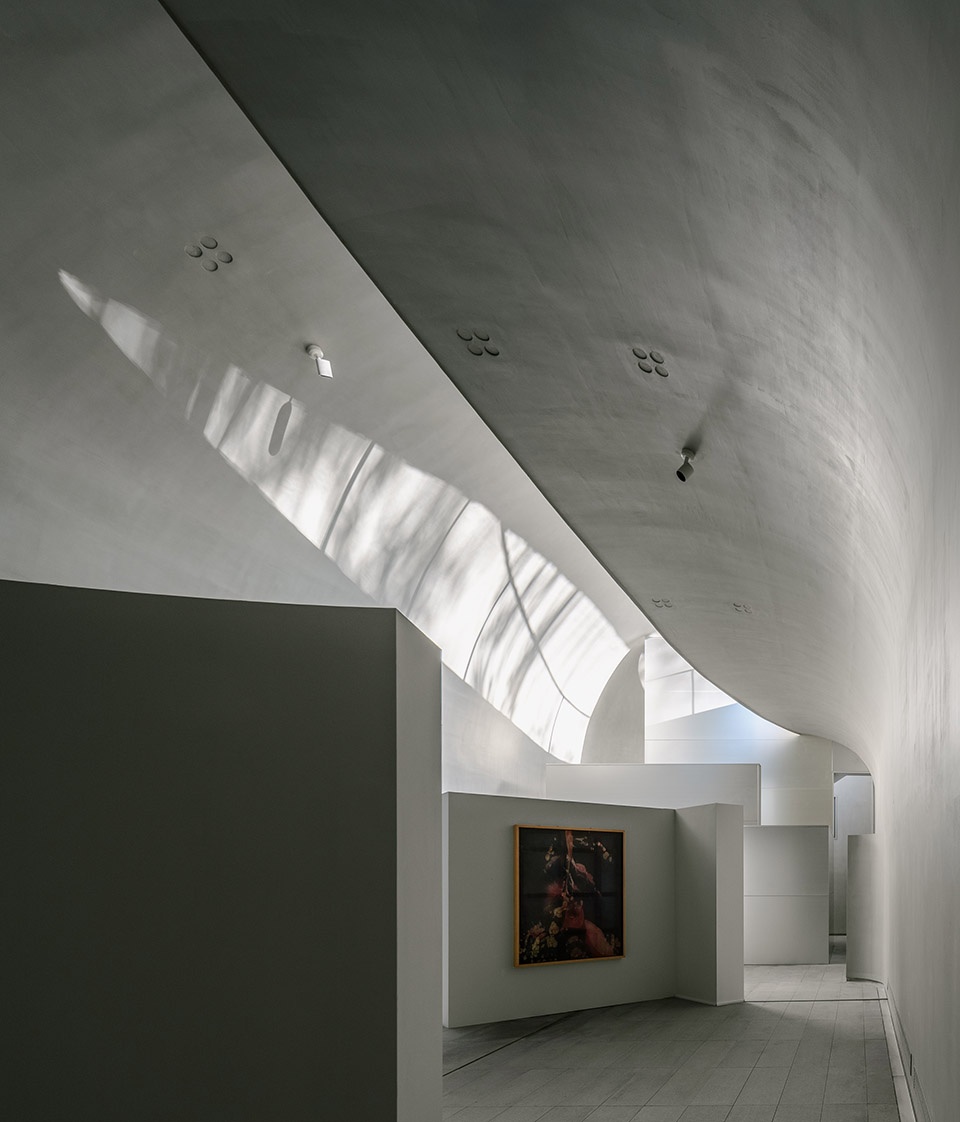 HERmit Space Beijing MAHA Art Center by BUZZ Architects