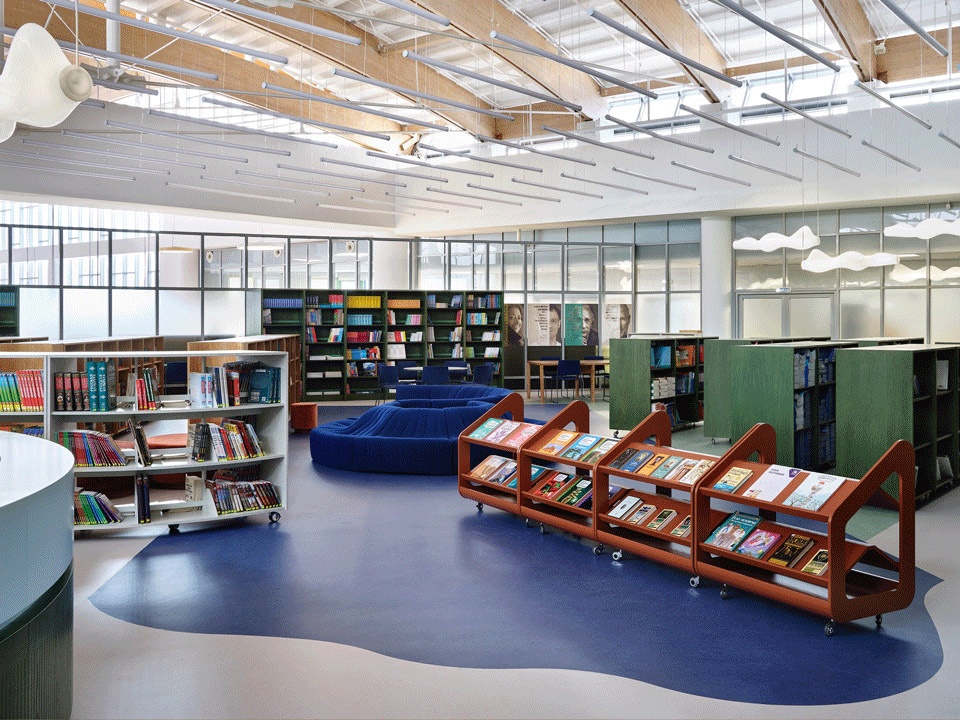 SKOLKOVO International Gymnasium Library FORM Bureau 拷贝