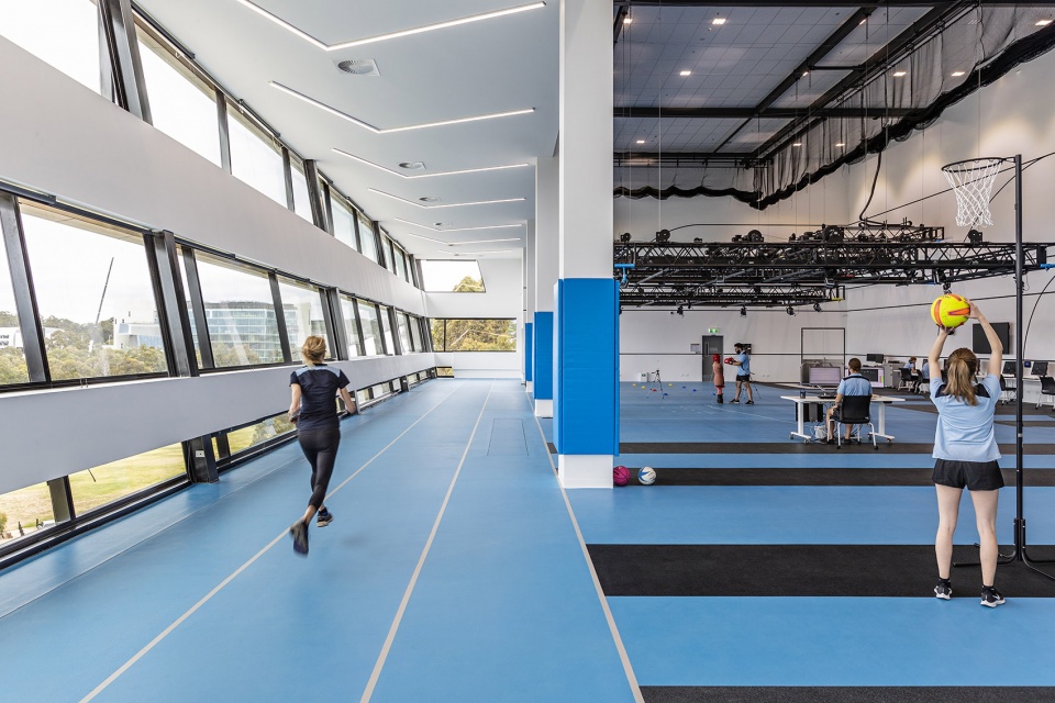 deakin university specialised indoor exercise and sport science teaching building by ds architects