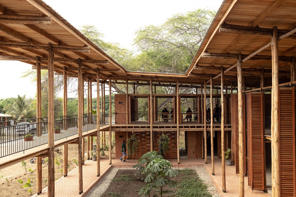 las tejedoras community productive development center by natura futura juan carlos bamba
