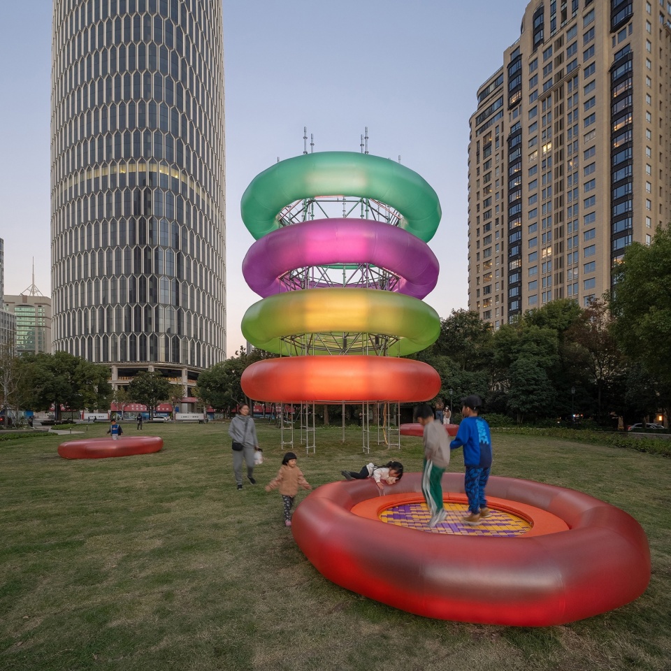 public art installation jump urban generator by daxing jizi design