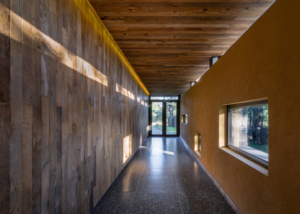 Refuge Moganshan China by Studio Ininches