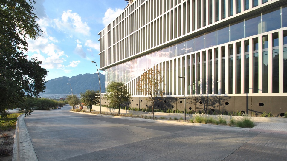 corporativo farmacia del ahorro by mass operations