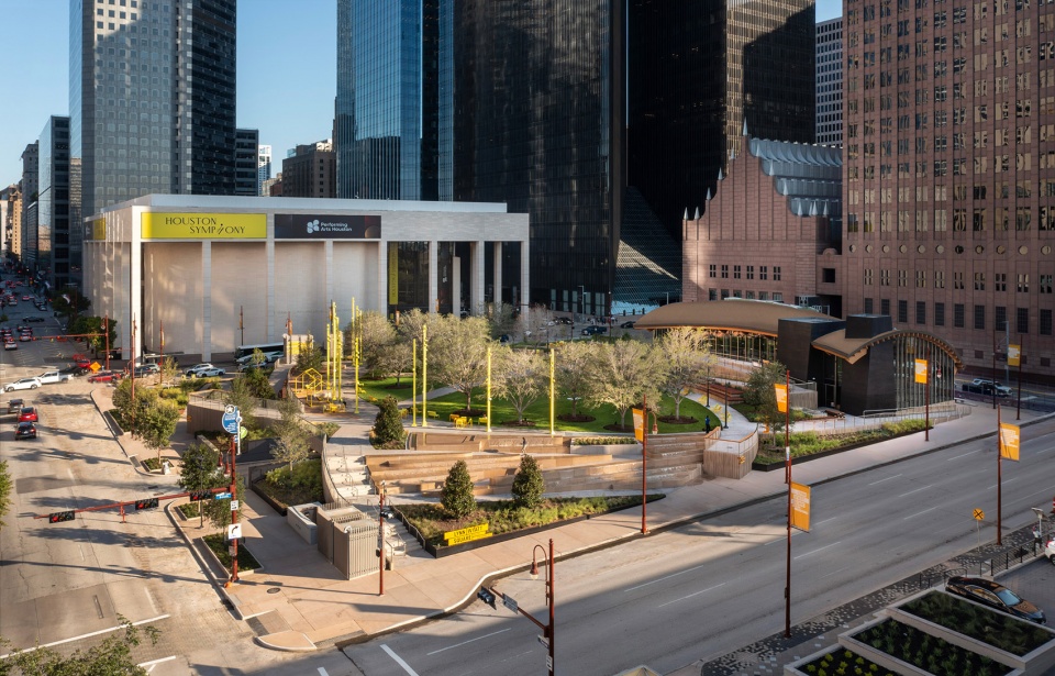 lynn wyatt square for the performing arts by rios