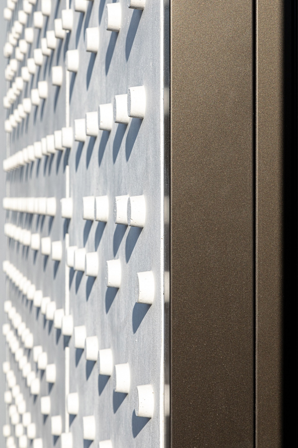 trafilerie mazzoleni administration centre by studiocapitanioarchitetti