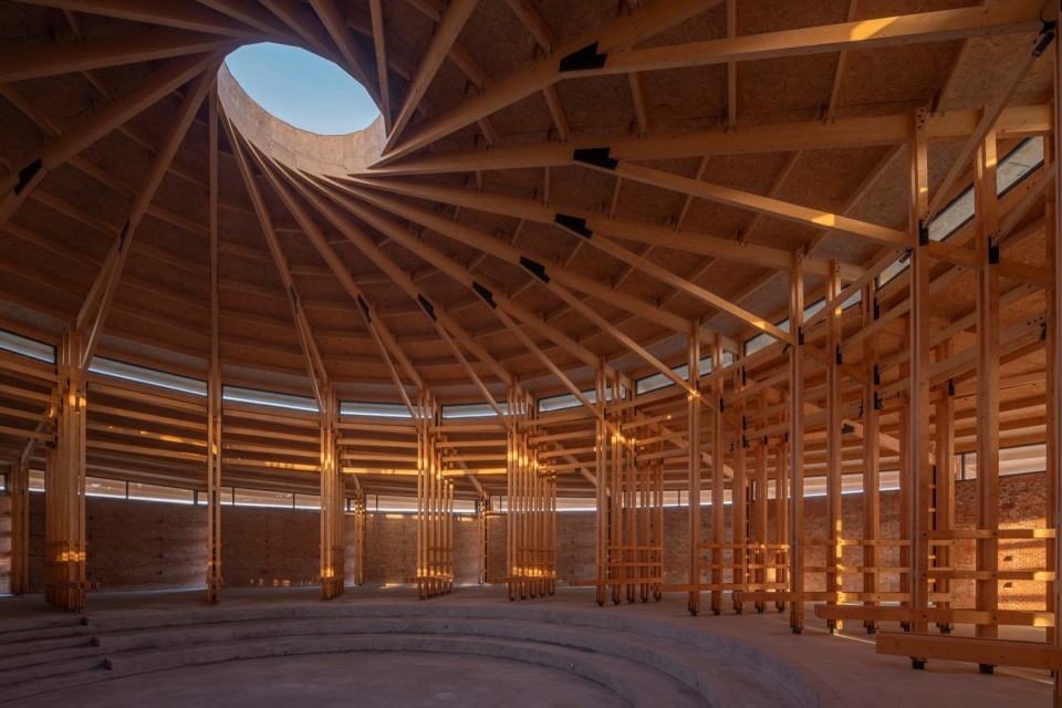 © 金伟琦 prepared rehmannia root crafts exhibition hall by luo studio