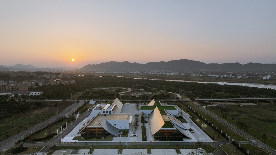 Changshan Huyou Trading Center China by WSD ZUP