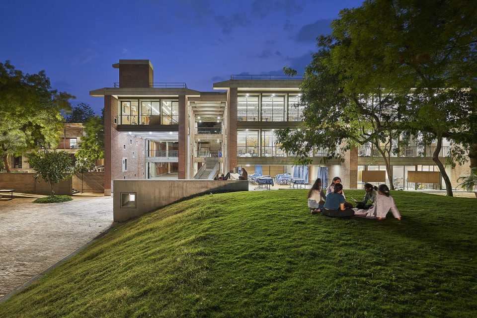 cept university foundation hall lecture hall and kund by ccba designs