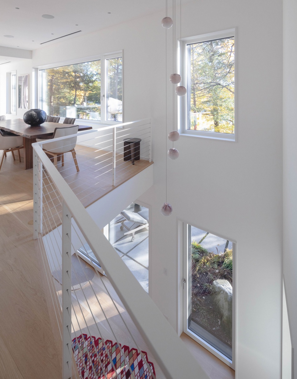 forest lake house by pachano vollert architecture