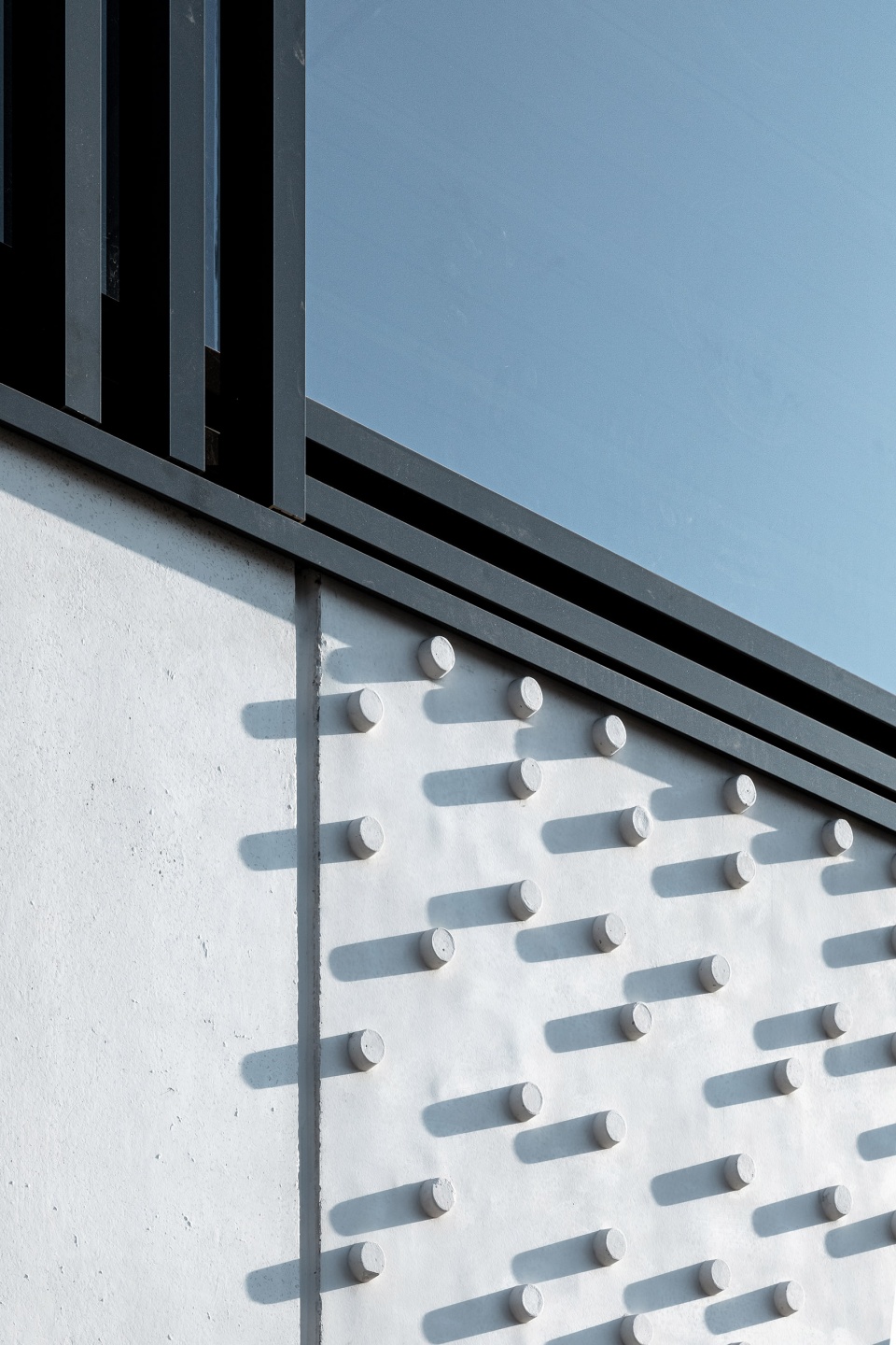trafilerie mazzoleni administration centre by studiocapitanioarchitetti