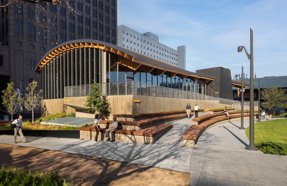lynn wyatt square for the performing arts by rios