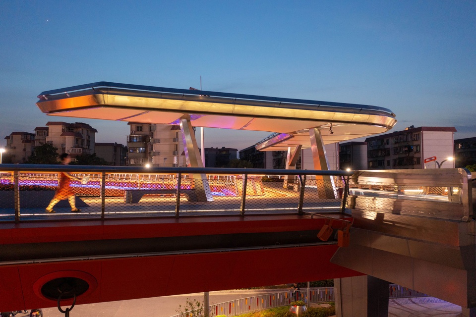 Floating Island by CCA