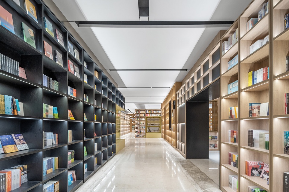 Renovation of Shanghai Book City by Wutopia Lab
