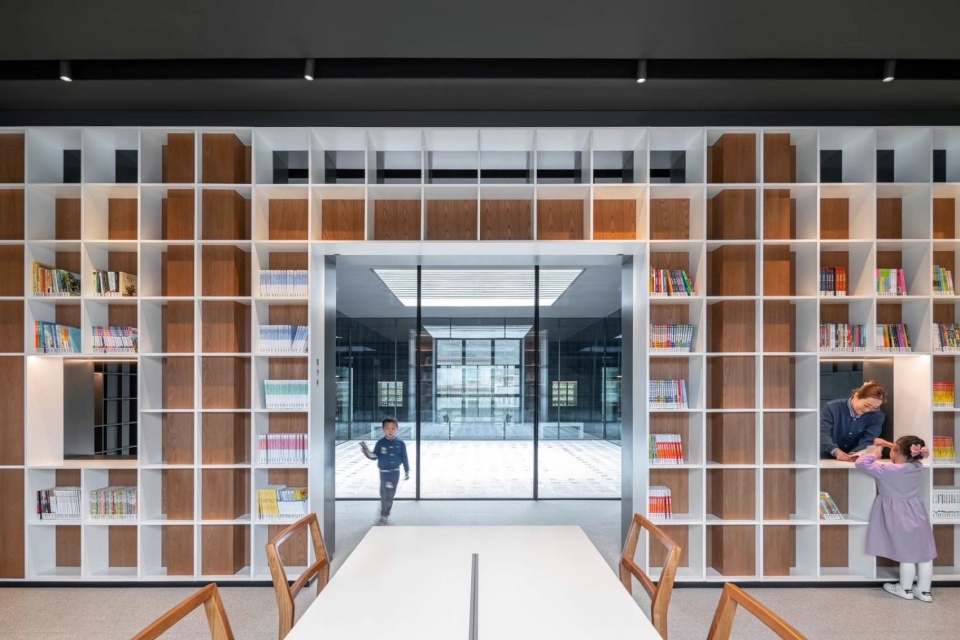 SQUARES Library SAKO Architects