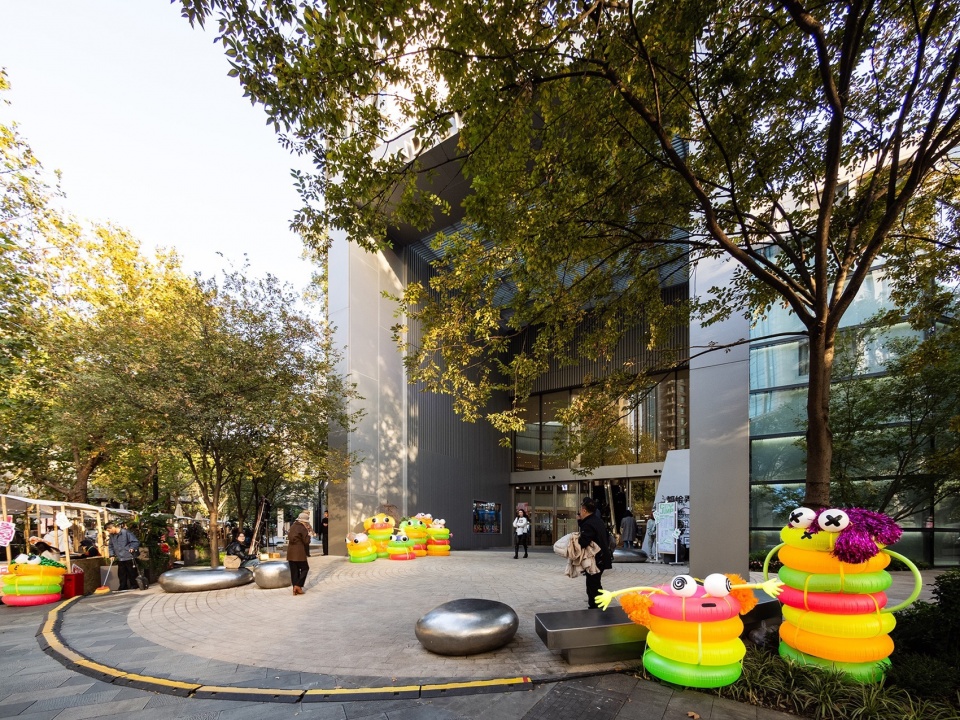 public art installation jump urban generator by daxing jizi design