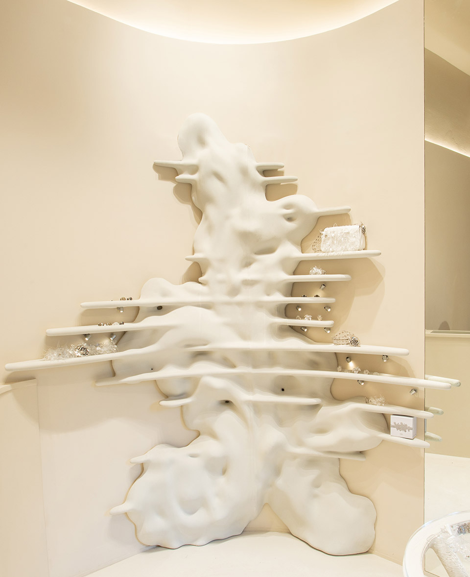 the first flagship store of la manso by external reference