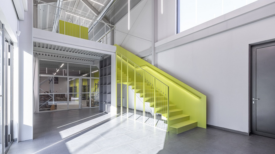 trafilerie mazzoleni administration centre by studiocapitanioarchitetti