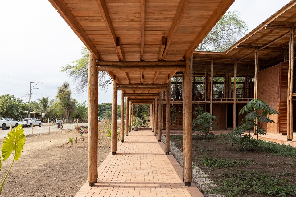 las tejedoras community productive development center by natura futura juan carlos bamba