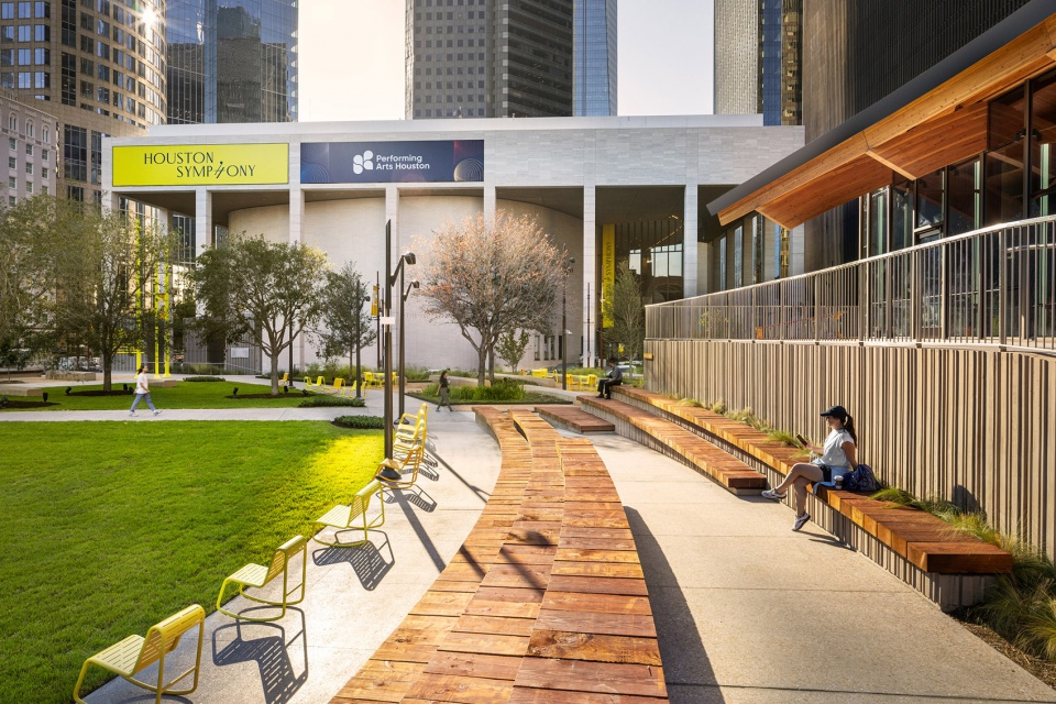 lynn wyatt square for the performing arts by rios