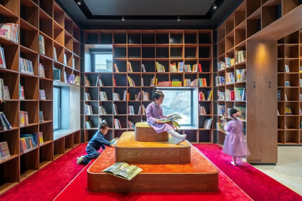 SQUARES Library SAKO Architects