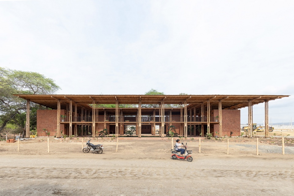 las tejedoras community productive development center by natura futura juan carlos bamba