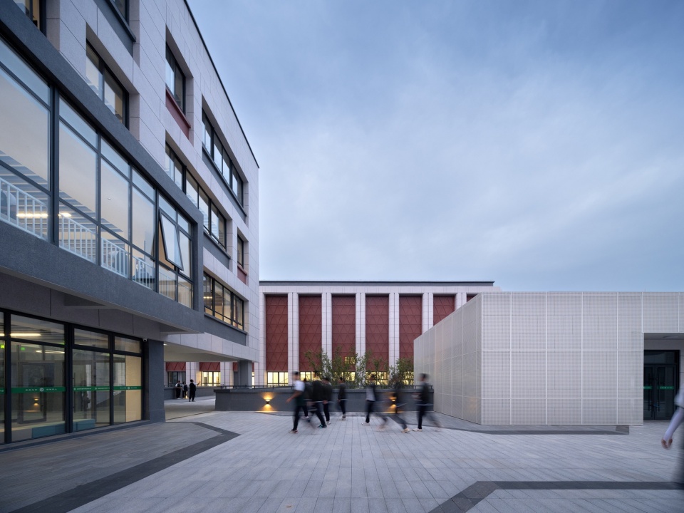 河南安阳振中学校 山东建筑大学建筑城规学院象外营造工作室